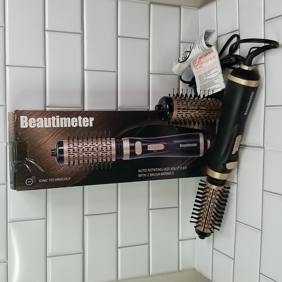Beautimeter Other - Beautimeter Hot Air Styler 2 Detachable Auto-Rotating Curling Brush